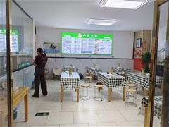 小河60平方餐饮店转让，业态不限